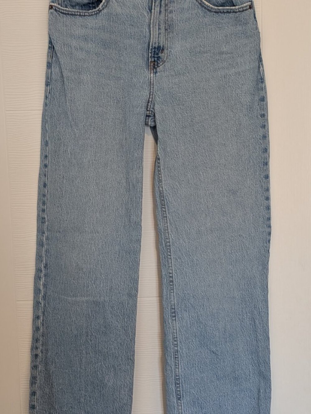 A&F Relaxed Jean High Rise. - Picture 2 of 9